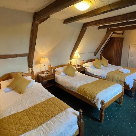 Crown Hotel Даунам Маркет Екстериор снимка